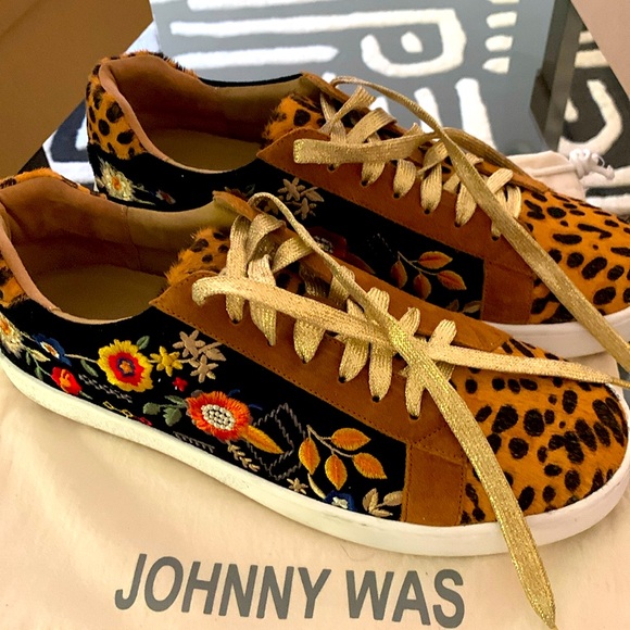 Womens JOHNNY WAS Sz10 Olivia Leopard Sneakers - Picture 1 of 9